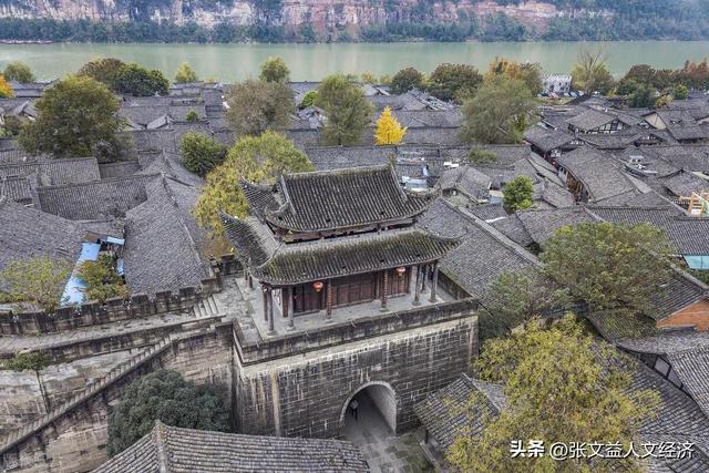 南充：藏着三国密码的绸都，川北枢纽的古今交融传奇