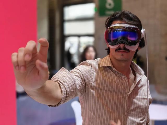 最酷的XR体验在ChinaJoy，AStation引领户外大空间全新体验
