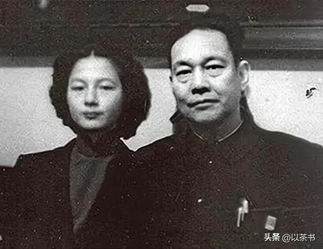 她是上海首席名媛，和戏子私奔生下6个孩子，如今个个都家喻户晓
