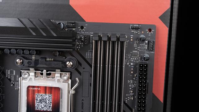 799元坐拥9800X3D全能搭子，七彩虹战斧B850M超级黑刃评测