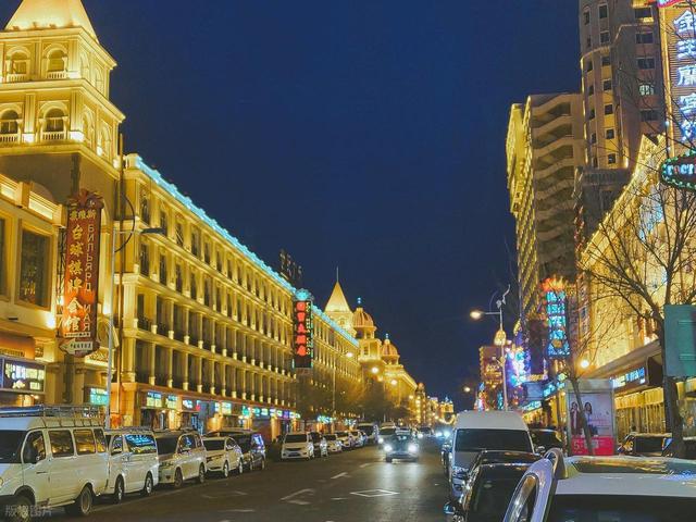 它是国内最有 “割裂感” 的城市之一！西洋风情又不失东方韵味