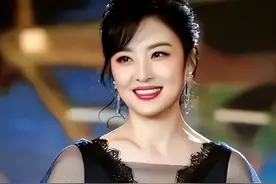 重磅！央视一姐周涛 12 年婚姻破碎，新的方向引发关注图片