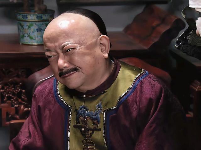 事实证明，被传卖掉上亿豪宅移民美国的王刚，已经走上另一条大道