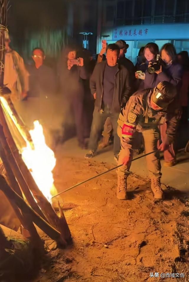 特稿｜驼铃声声传古韵 丝路古城燃篝火 张耀宇/文 焦庆祖/图