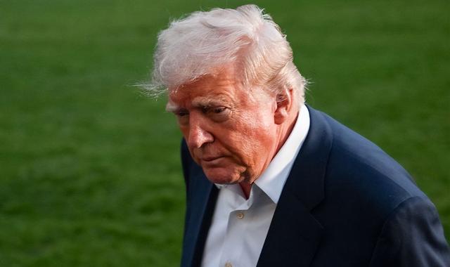 特朗普终于得偿所愿？全球关税正式落地，美国内一片哀嚎！中国这次也被盯上？谁能笑到最后？