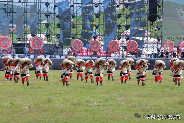【相约九色甘南香巴拉】组图|跨越时光的羚城之约：祝福与未来的双向奔赴