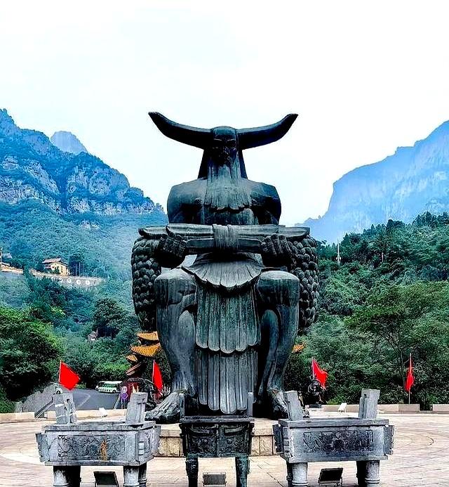 我是芜湖人，去了趟河南焦作，实话实说：焦作比网上评价的还要好