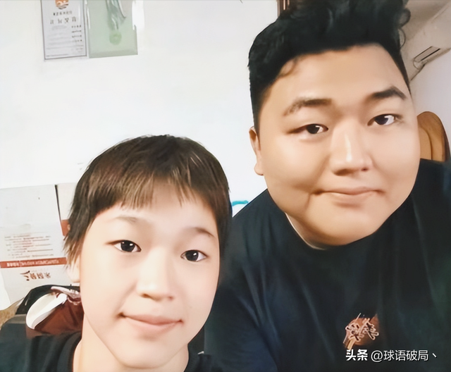 拔出萝卜带出泥，全红婵哥哥的白切鸡事件越闹越大，真相耐人寻味