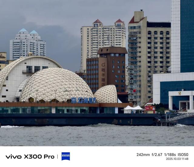 vivo X300系列评测：同级巅峰影像 出片易如反掌