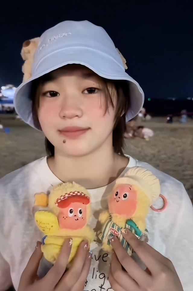 直到王伟莹坦白全红婵退出个人赛原因，才懂樊振东那番话真没说错