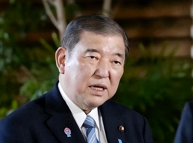 为何中国军力吓不倒日本	，石破茂说得一针见血，还会走老路的