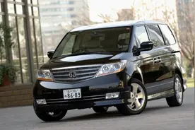 你知道本田艾力绅曾经是对抗丰田埃尔法的MPV吗？图片