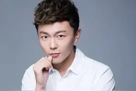 李连杰御用儿子回归大荧幕，再次翻红背后真实的谢苗随之曝光图片