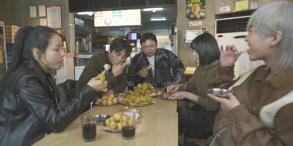 偷国人抄都抄不明白《十二使者》