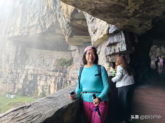 南太行D5万仙山景区郭亮村挂壁公路