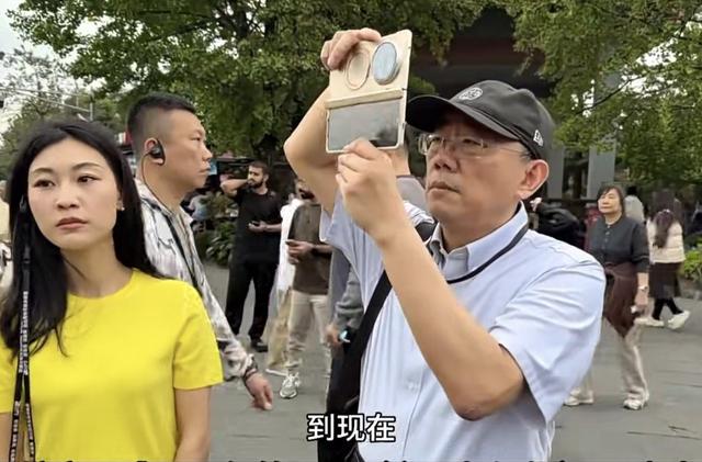 郭正亮携三妹打卡都江堰！2000年水利奇迹震撼刷屏