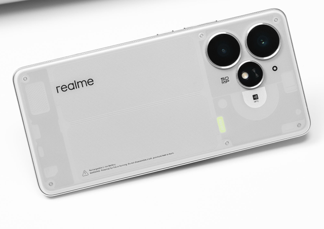 新机盘点：8000mAh中端高性能手机；6.78英寸直屏新机