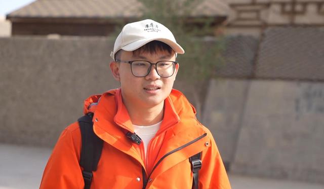 国庆中秋双节迭加 敦煌迎来旅游高峰