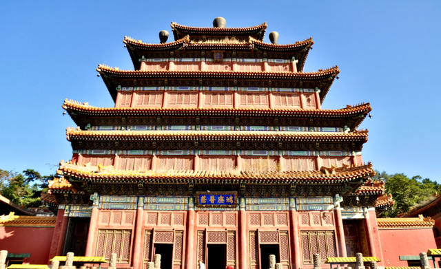 别再去三亚人挤人了！河北这座被低估的皇城，藏着半部清史