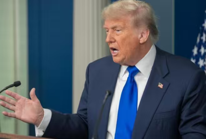 特朗普下令，连扣三艘油轮，不到48小时	，中方甩国际法硬刚！