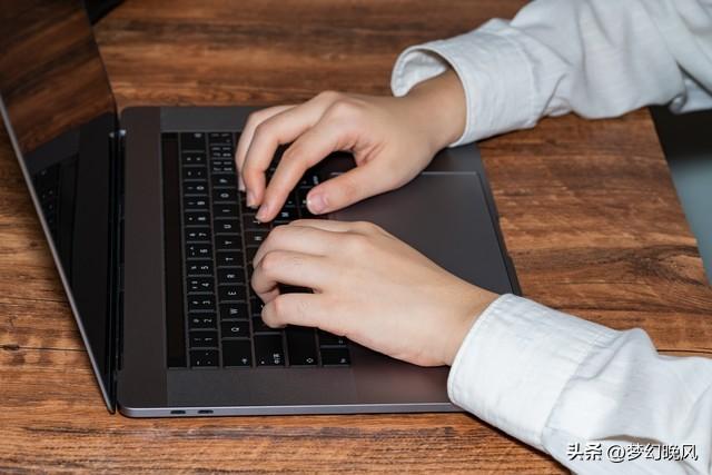 没有夫妻生活的男人，往往逃不过这3种行为，很现实，也很扎心