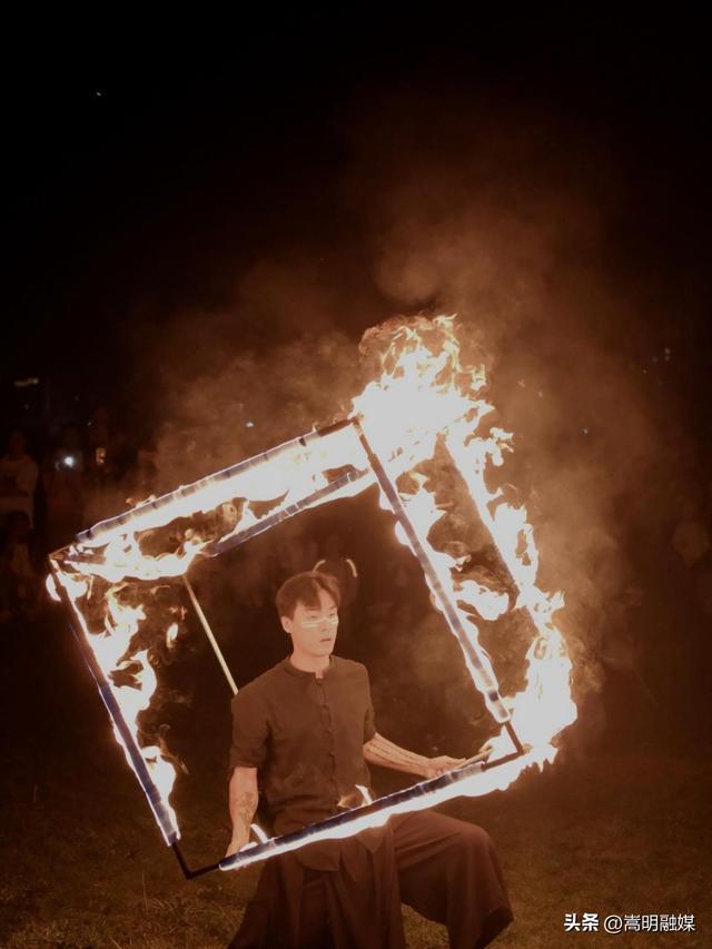 双节同庆 畅享嵩明丨来杨林嘉丽泽！非遗表演、长街宴、摸鱼大赛、电音节嗨不停