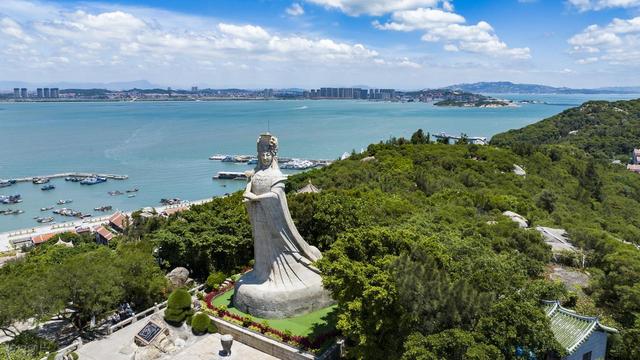 找个人少的地方，给自己放个假，这6个地方，山川湖海很精彩