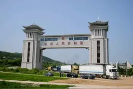 人口只有10万的边境小城——绥芬河。中俄互免签证后，日渐火爆。图片