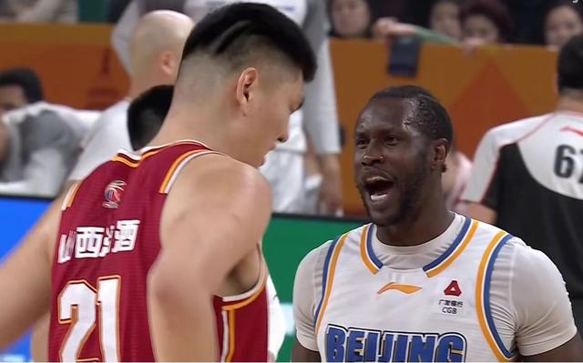 北京男篮1分险胜山西	，雷蒙15+6陈盈骏14+4+6，刘传兴16+5