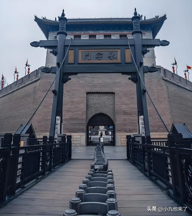 西安旅游必去十大景点，2025年长安十二时辰美景，推荐收藏游玩