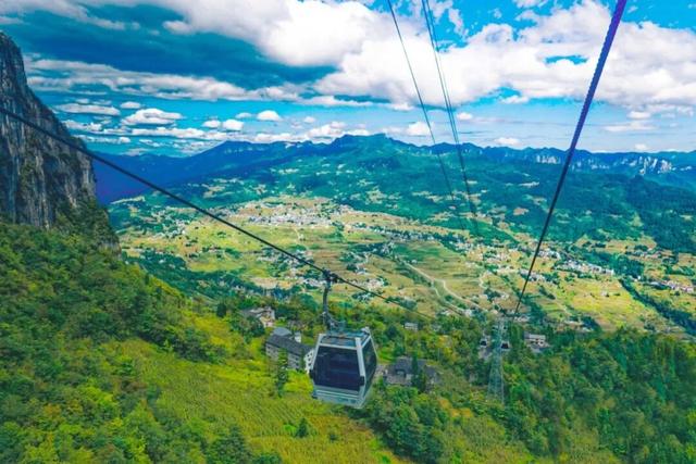 这个秋假，陪孩子来恩施大峡谷！