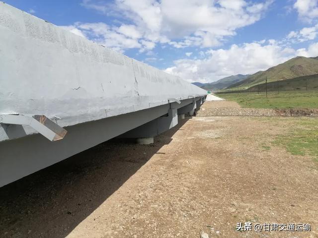 金色回忆映高原,塘玛当桥蜕变记