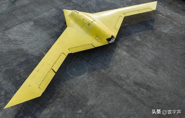 年末大动作，彩虹-7隐身无人机首飞成功，中国侦察技术再突破