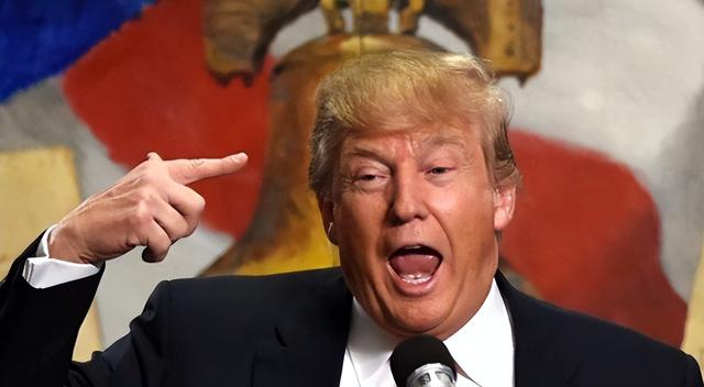 特朗普演都不演了！美军第2次突袭超级油轮，硬抢中国180万桶原油