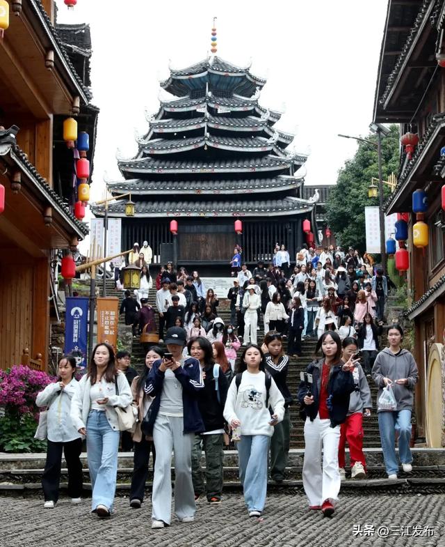 文旅融合绘新景 侗乡风情引客来