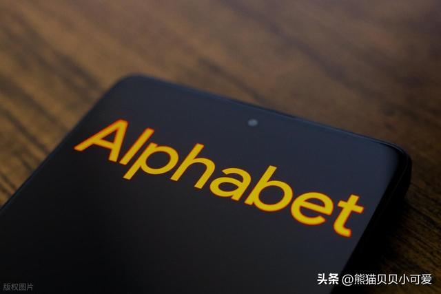 “股神	”巴菲特的退休倒计时阶段	，新的投资调整动向，该怎么看？