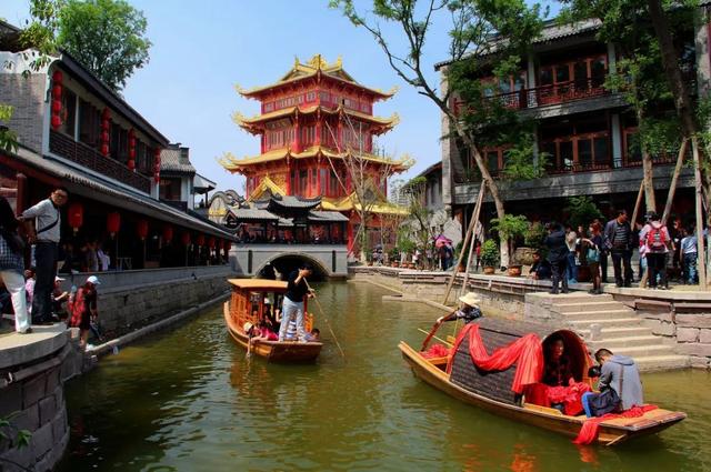 5年倒闭10家A级景区！年轻人集体觉醒，旅游是放松不是当冤大头