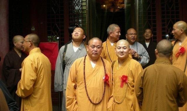 猛料越扒越有！释永信在少林寺到底有多爽，你根本想象不到