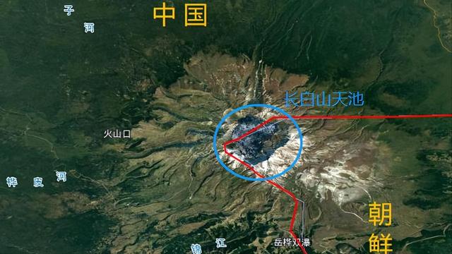 朝鲜人可以在长白山天池游泳，为何中国人却连护栏都不能靠近？