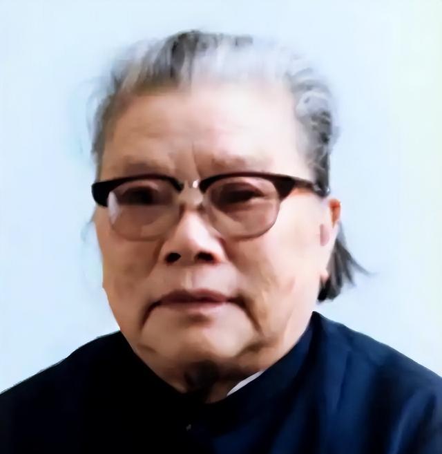 朱国华被枪毙后，康克清震怒：你们出了问题，都是在折腾你们爷爷