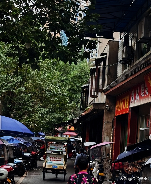 别再抱怨生活平淡！你家那点柴米油盐	，藏着千万流量的"情绪炸弹"