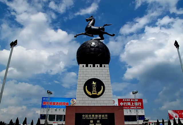 中国中部 “双机场” 城市，横空出世！