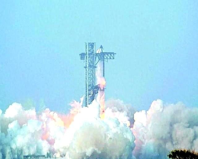 中国要“躺赢”了，特朗普犯下大错，马斯克公布最新计划