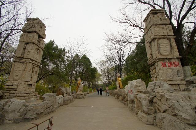《草根春秋》系列 旅游篇 七 走马观花济南市