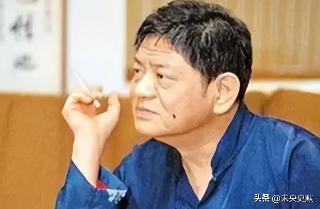 100多位情妇	，包养费上亿元，9女同床却落得个凄凉下场、人财两空