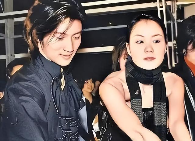 官方发文，高调官宣56岁王菲喜讯	，让谢霆锋和整个娱乐圈沉默了