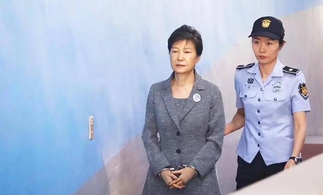 韩国竟把中国放最后！半岛果然枪响，这是一条毁灭之路啊！