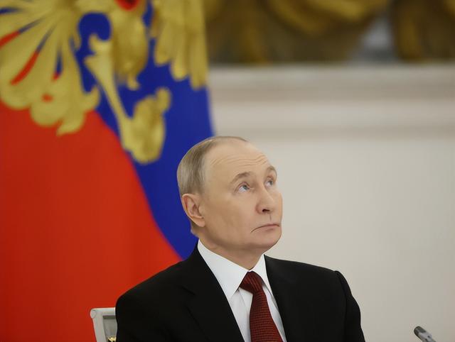 俄方悬赏刺杀指挥官，乌克兰策划诈死局	，赏金反成军费