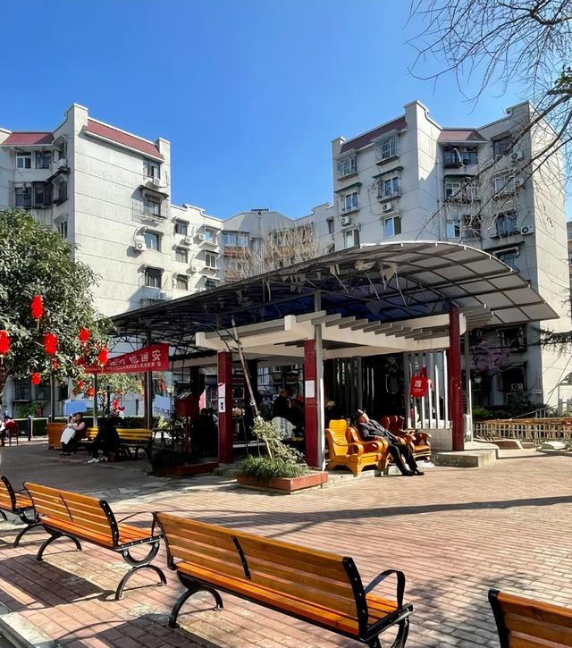 拆迁全面叫停？满24年房龄的老小区	，一律按新规处理！业主迎利好