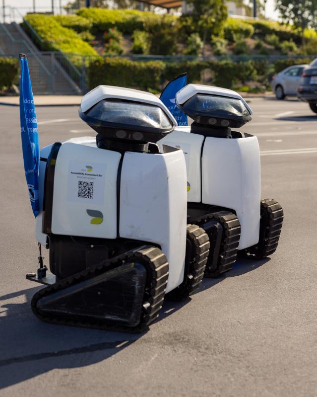 居民投票命名机器人！美国桑福德创新实践，科技融入民生